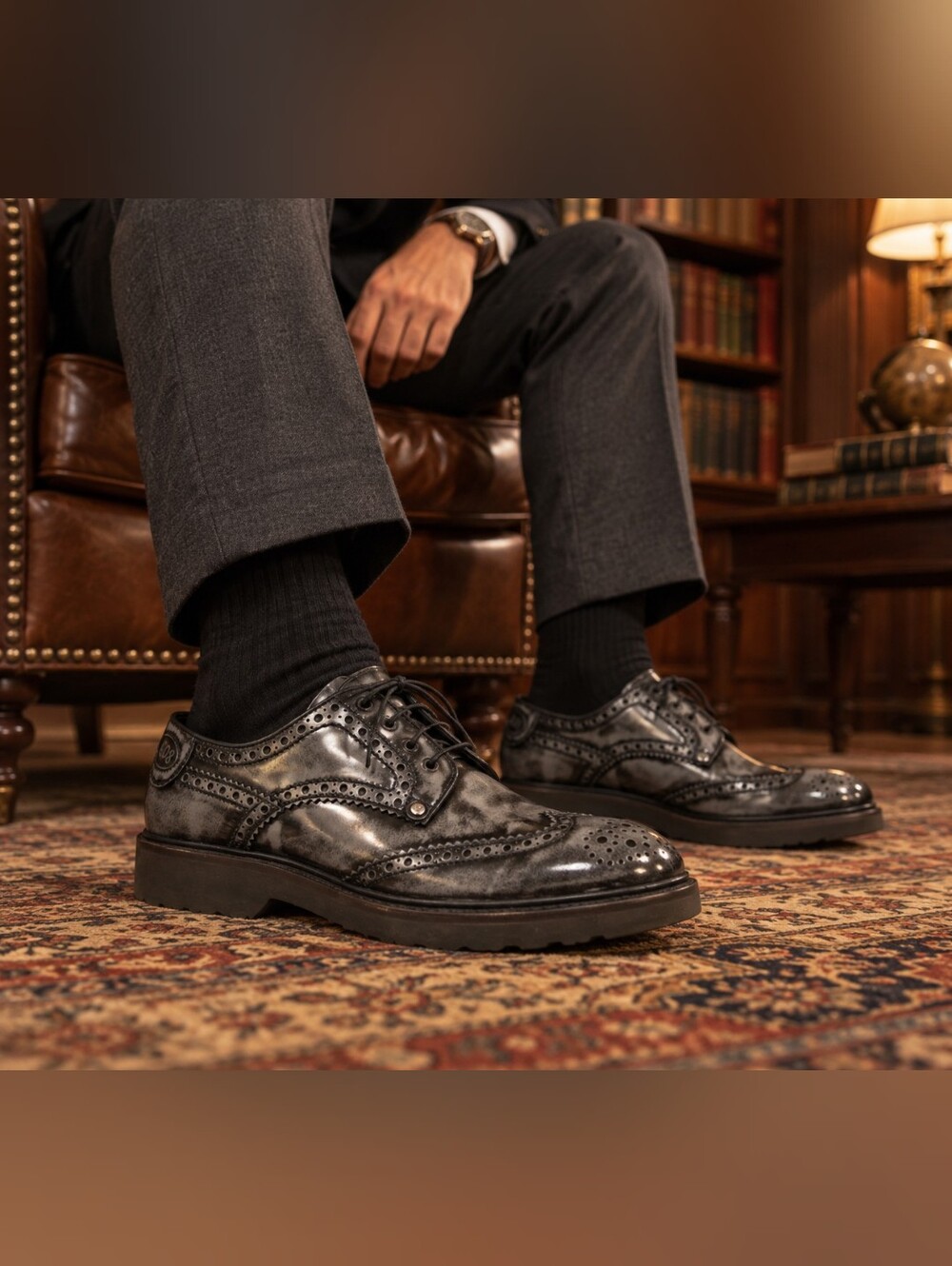 Cesare Paciotti 308 Madison Men’s 8.5 Black Leather Brogue Oxford Luxury